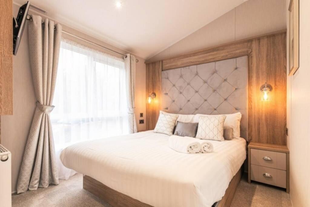 Brians Lodge With Hot Tub بوكلينجتون المظهر الخارجي الصورة